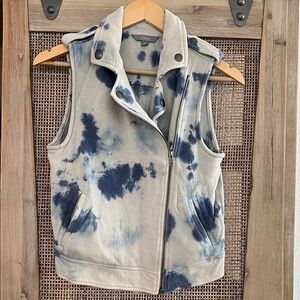 Nordstrom Rubbish Blue Tie-Dye Sleeveless Moto Vest